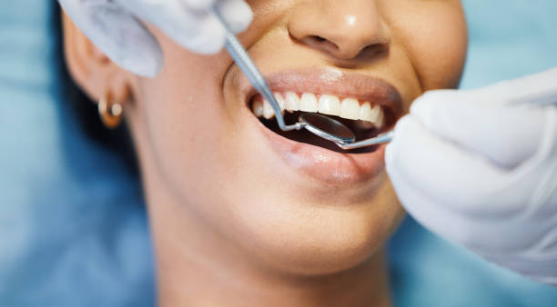 Best Emergency Tooth Extraction in Dalworthington Gardens, TX